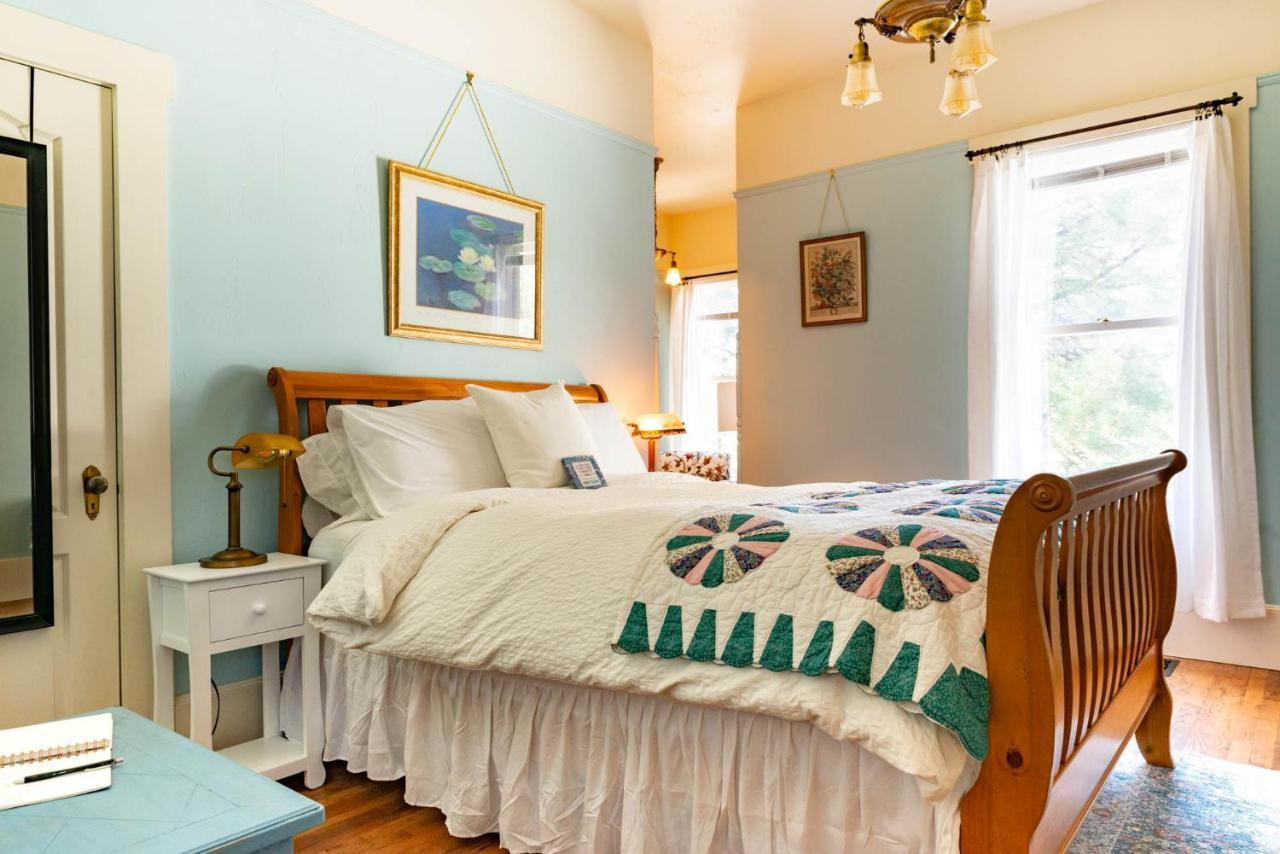 Starlight Pines Bed & Breakfast Flagstaff Eksteriør billede